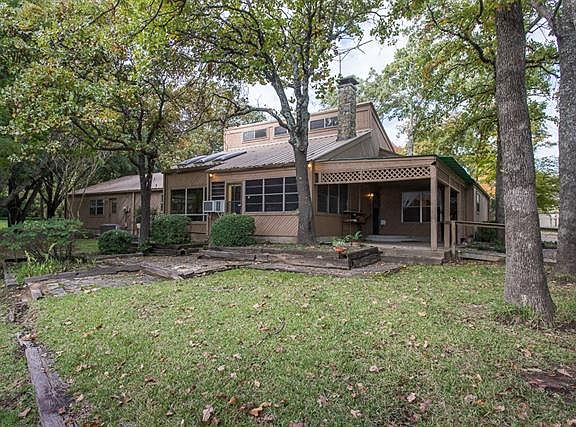 2nd image of 118 Lark Dr
