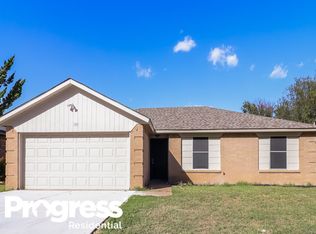 1809 Bolingbroke Pl, Fort Worth, TX 76140