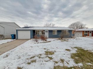 709 James Pl, Griffith, IN 46319