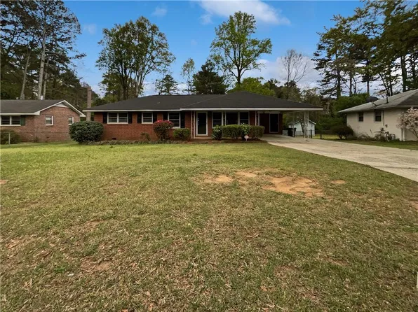1899 Stratford Arms Dr, Morrow, GA 30260