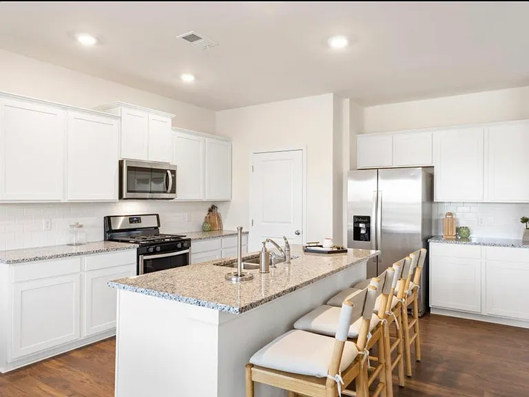 8425 Bramble Berry Ln — Photo 9