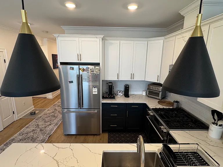 Kitchen/Dining Combo