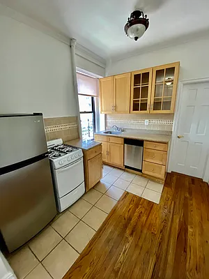 Rented by Douglas Elliman | media 21