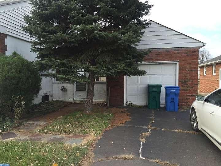 2nd image of 1019 Bath Rd