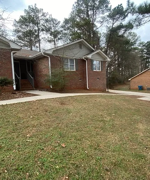 22-24 Sentry Oak Ct — Photo 1