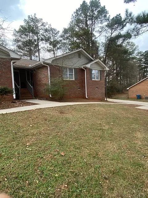 22-24 Sentry Oak Ct photo 1