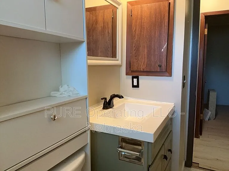 105 N Elm St — Photo 11