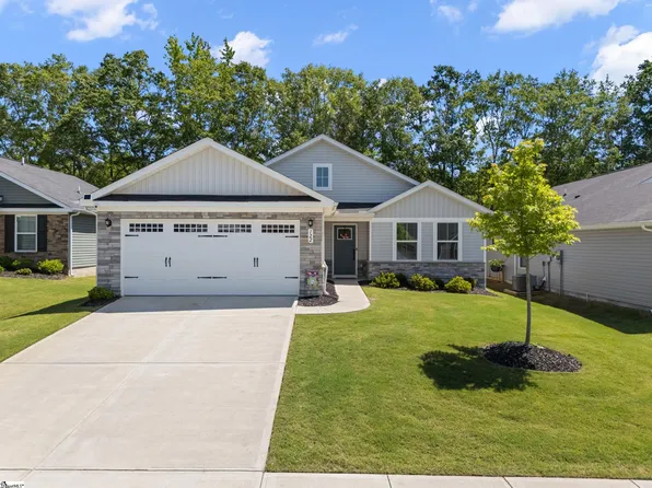 122 Southwell St, Woodruff, SC 29388