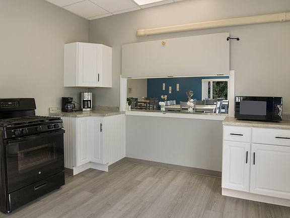 5th image of 4310 Meadow Lane Dr #1012