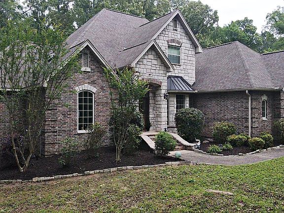 2nd image of 111 Apple Blossom Dr