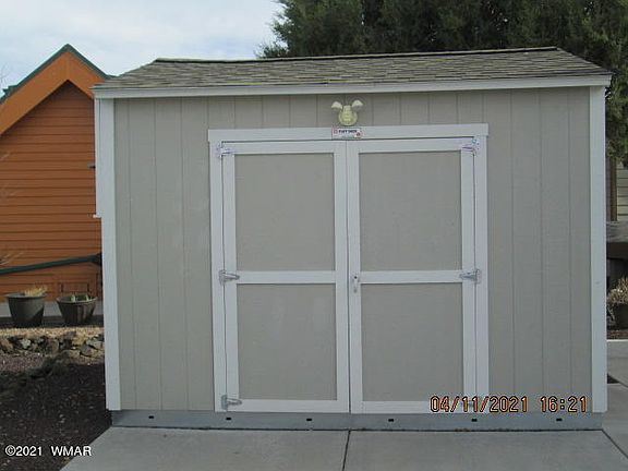 2nd image of 8227 E Lake Shore Dr