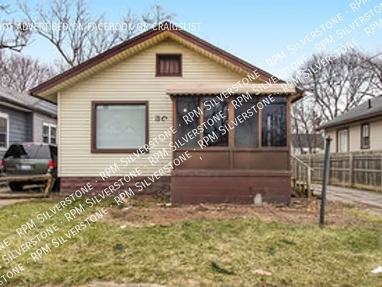 30 N Sanford St — Photo 3