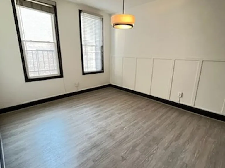 1005 N Charles St — Photo 12