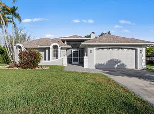 4724 Riverside Dr, Estero, FL 33928