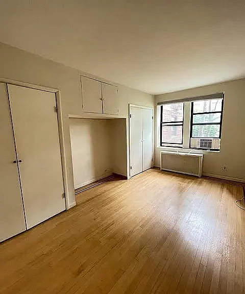 1 Broad Pkwy #4P — Photo 3