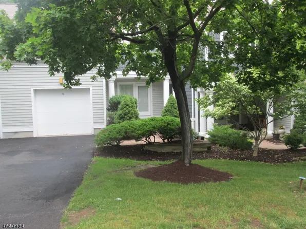 56 Manor Sq, Sparta, NJ 07871