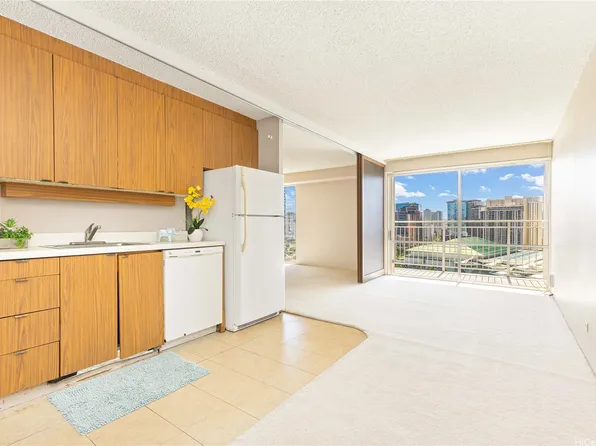 1655 Makaloa St APT 2114, Honolulu, HI 96814