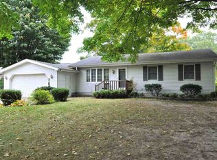 60138 Mayflower Rd, South Bend, IN 46614