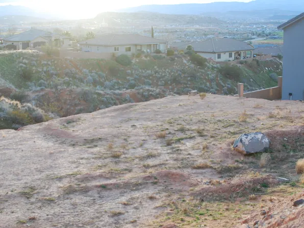 1362 E Silver Shadows Dr, Washington, UT 84780