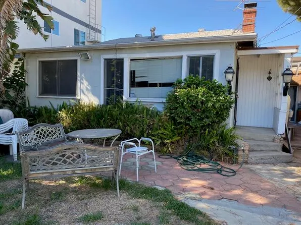 5755 Fulcher Ave, North Hollywood, CA 91601