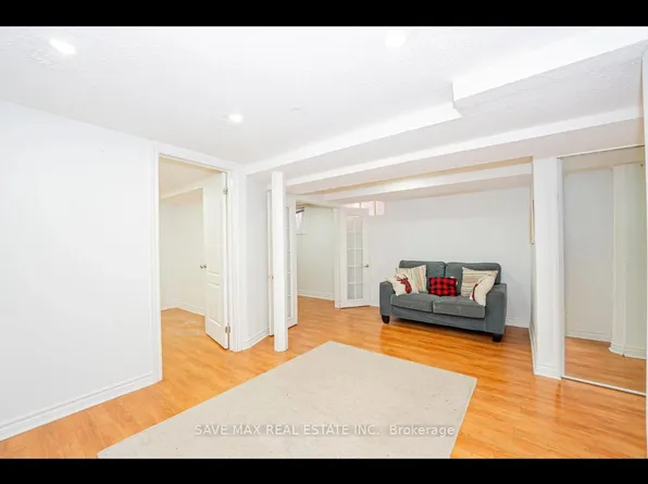 (undisclosed Address), Mississauga, ON L5N 0A5