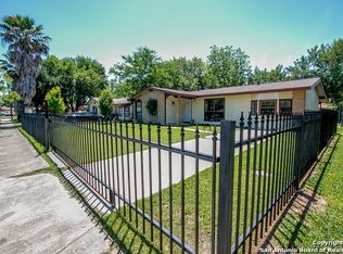 7110 Cypress Grove Dr, San Antonio, TX 78227