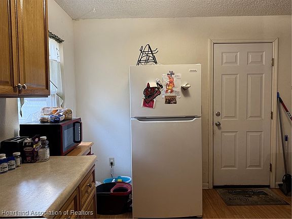 3rd image of 3463 Suwannee St