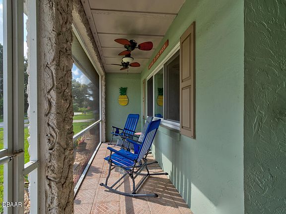 3rd image of 105 Fiesta Cir