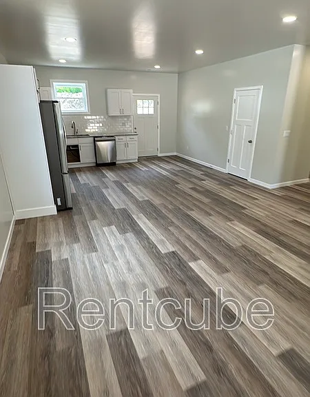 3850 Peru Rd — Photo 1