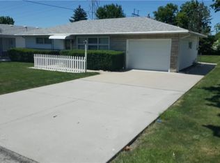 239 Elm St, Walbridge, OH 43465