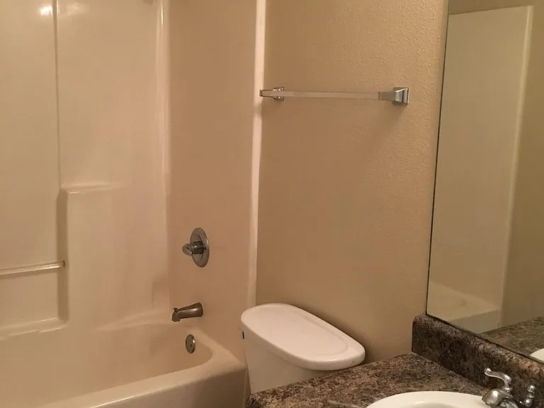 8 Grand Lido — Photo 5