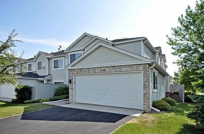 1st image of 10988 Lexington Dr
