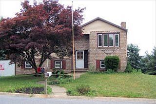 1st image of 1450 Twigg Ave
