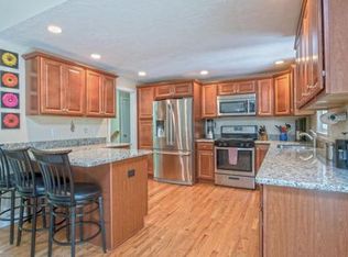 60 Valentine Rd, Northborough, MA 01532