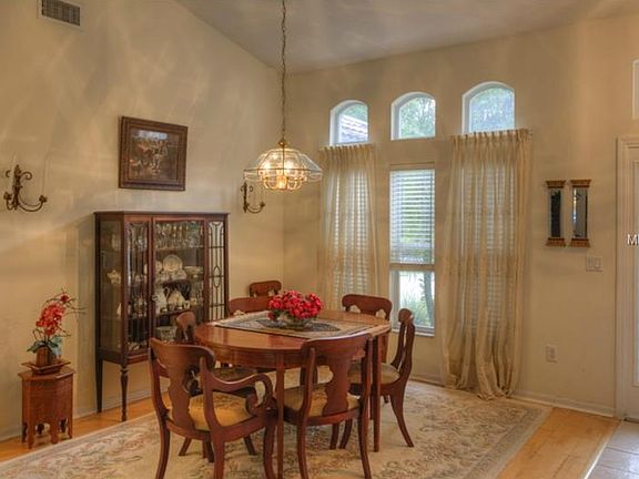 3rd image of 17709 Shannon Oaks Ct