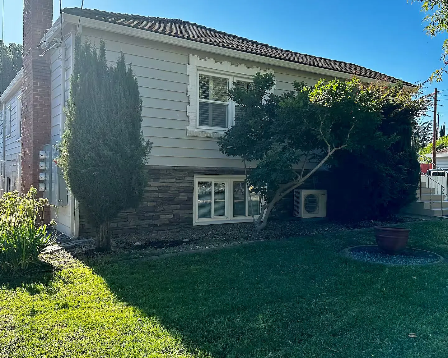 1 bed, 359 sqft, $2,139 — Photo 4