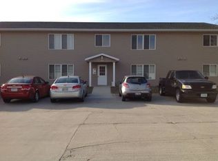 3401-3501 Cobblestone Circle, Waterloo, IA 50701