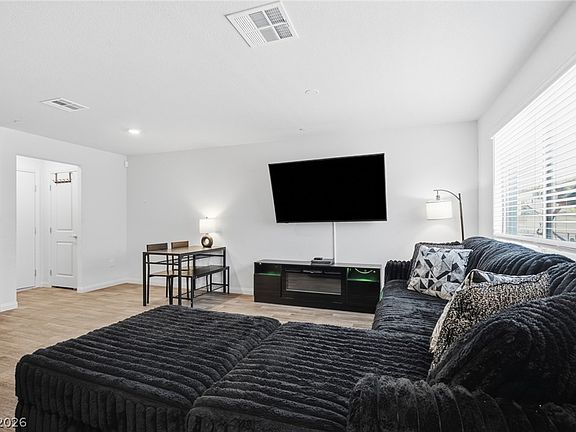 5th image of 2845 Dover White Ct