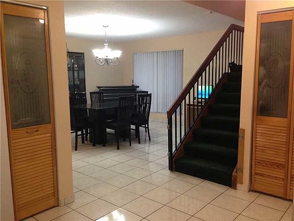 5th image of 2341 Bayberry Dr