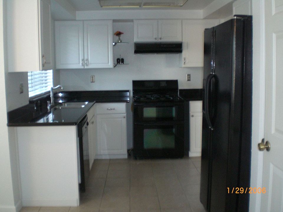 1st image of 2631 Shasta Ct
