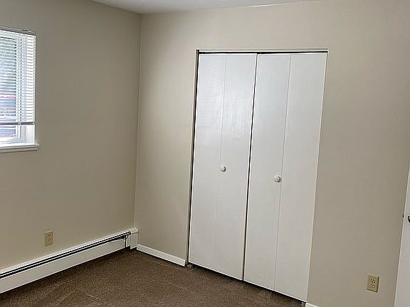 4th image of 129 Newell St #104