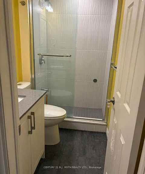 174 Borland St E #4 — Photo 24