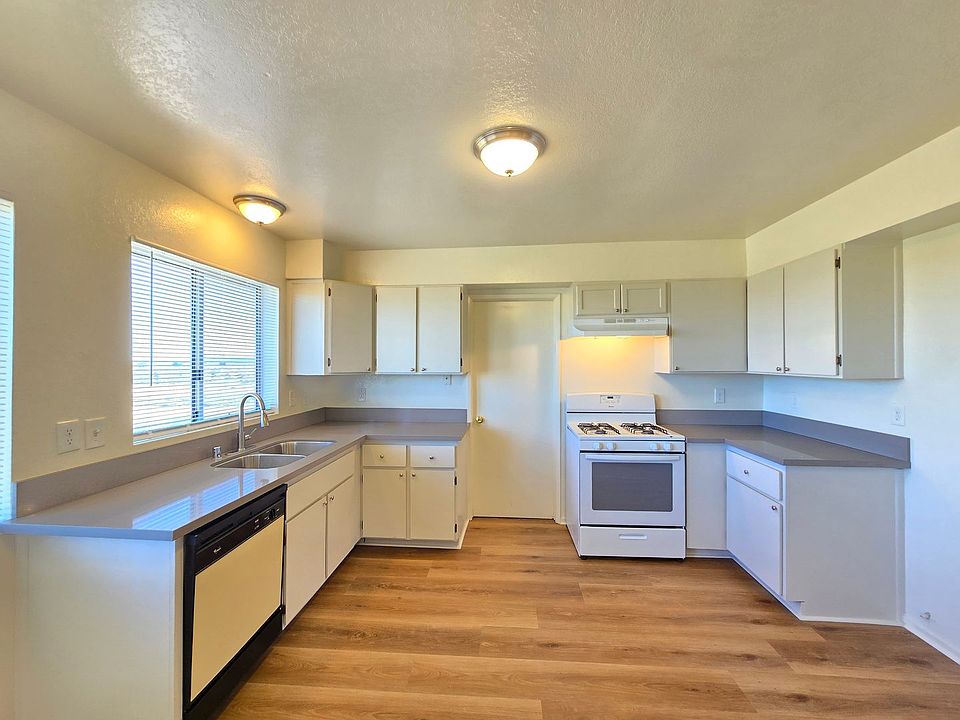 1st image of 6611 California City Blvd #F
