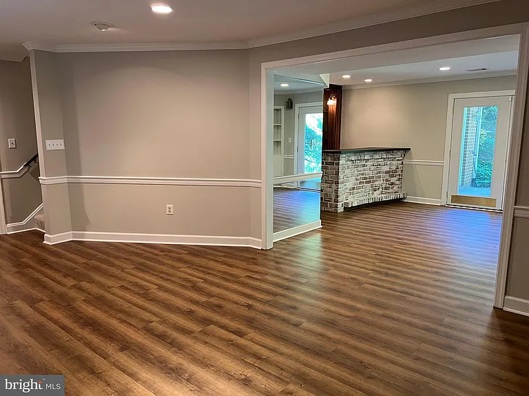 10220 Cedar Pond Dr — Photo 58