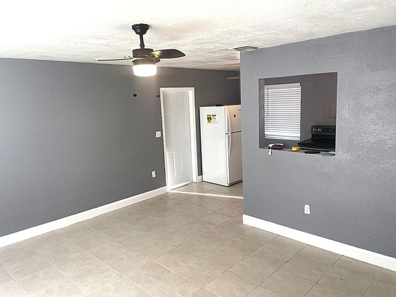 2nd image of 571 Sioux Road
