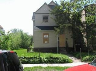 7020 S Rhodes Ave, Chicago, IL 60637