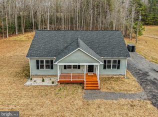 831 Rose Mount Rd, Hustle, VA 22476
