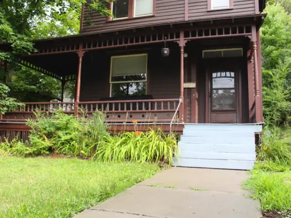 516 E Buffalo St, Ithaca, NY 14850