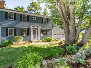 376 N Bend Dr, Manchester, NH 03104