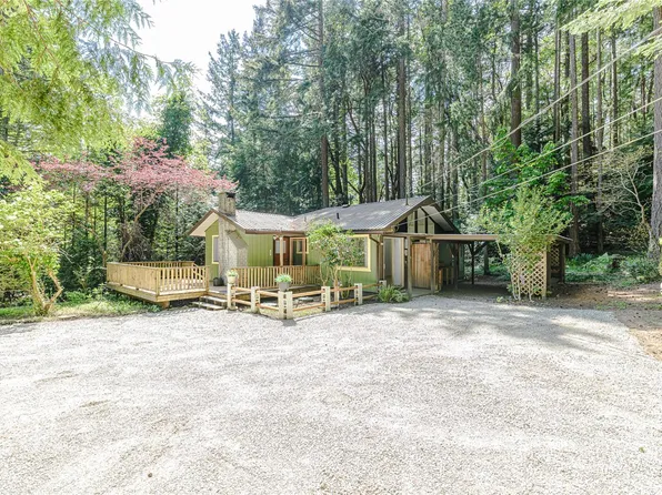 128 Sunset Dr, Saltspring Island, BC V8K 1L3